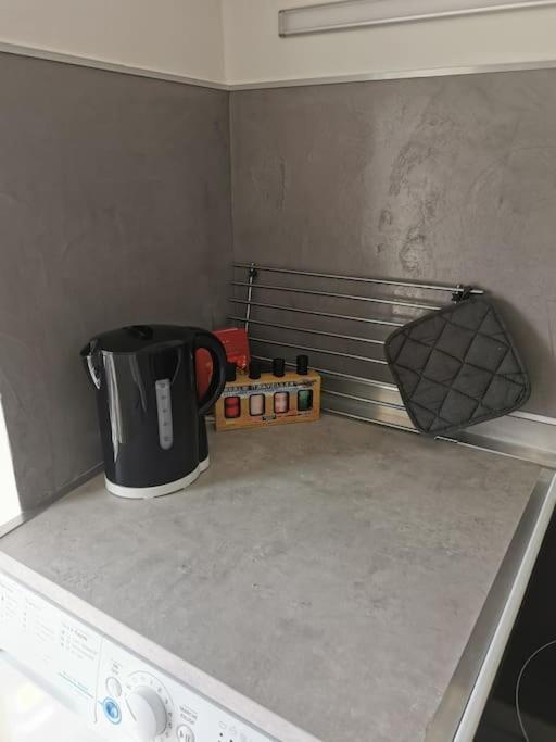 Studio Coquet Avec Vue Sainte-Foy-les-Lyon Ngoại thất bức ảnh